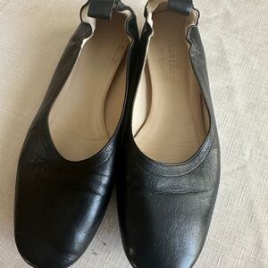 All leather EVERLANE flat size 6.5